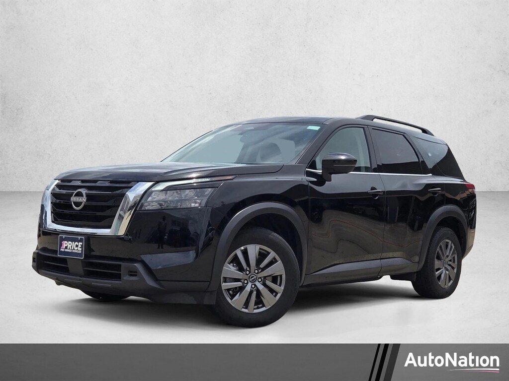 Used 2025 Nissan Pathfinder SV SUV