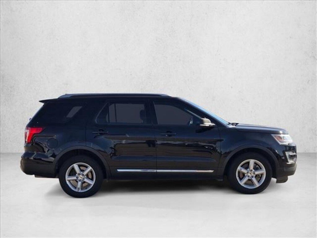 Used 2016 Ford Explorer XLT SUV