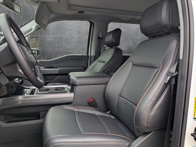 2025 Ford F-350 Lariat photo 4
