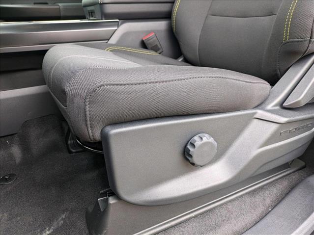 2025 Ford F-150 STX photo 4