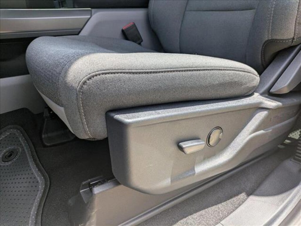 New 2025 Ford F-150 XLT Truck SuperCrew Cab