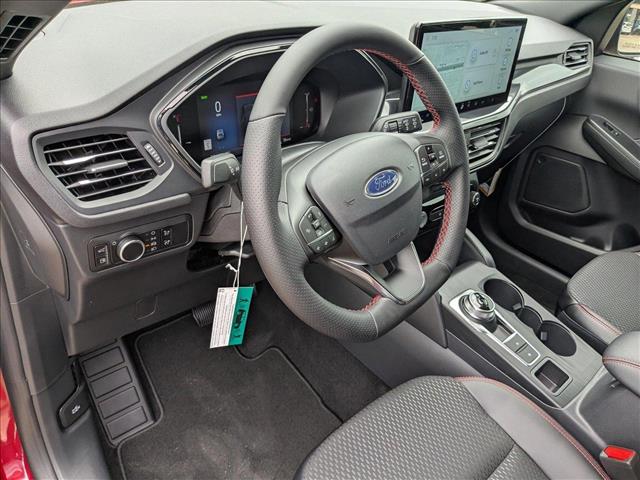2025 Ford Escape ST-Line photo 2
