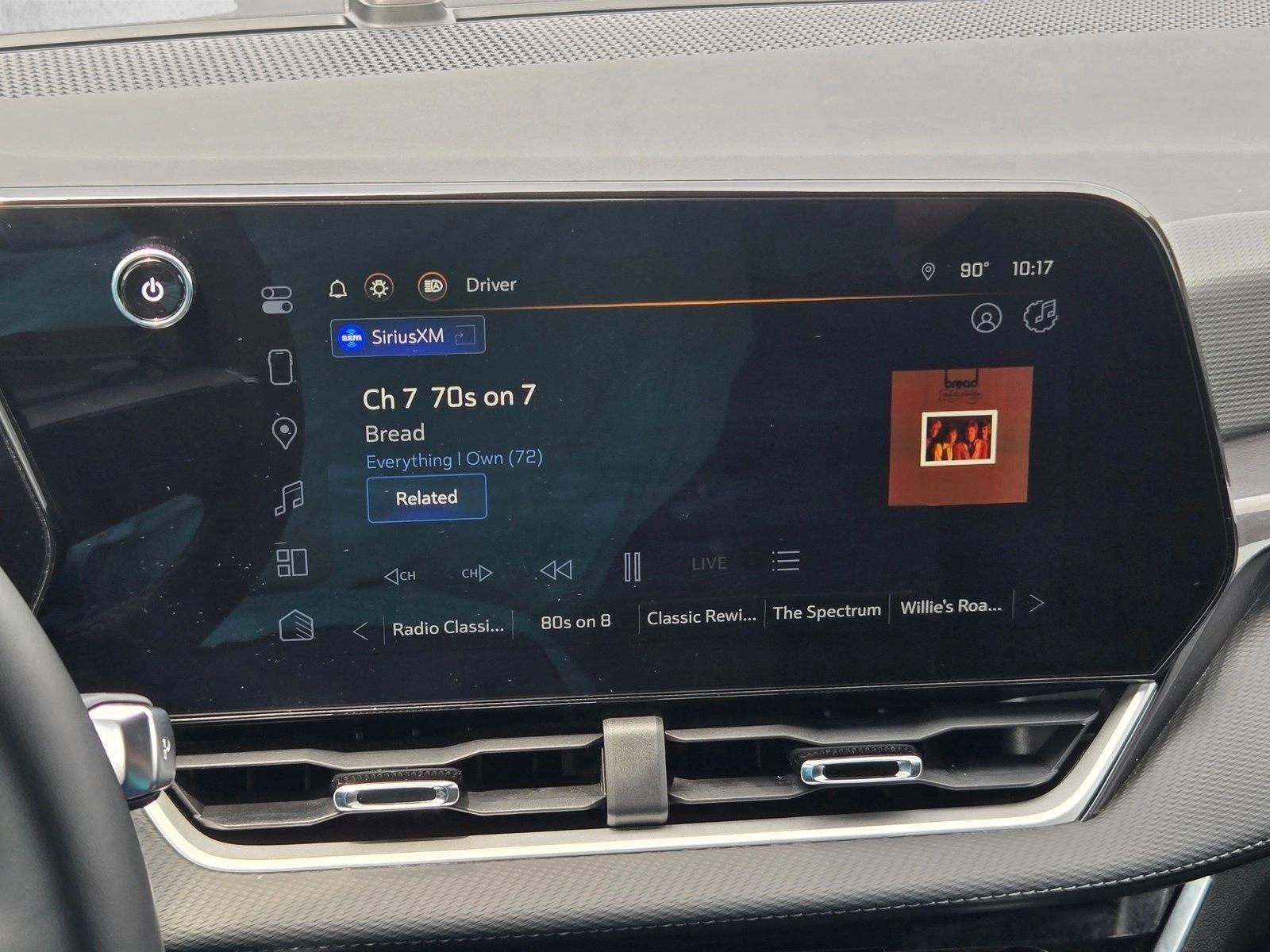 2025 Chevrolet Equinox LT - Photo 23