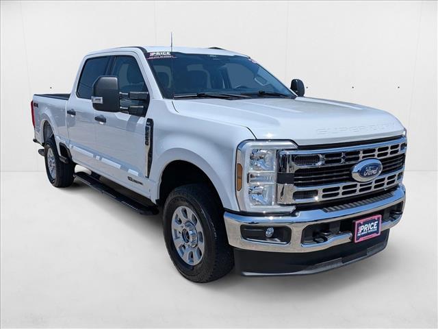 2024 Ford F-250 XLT photo 3