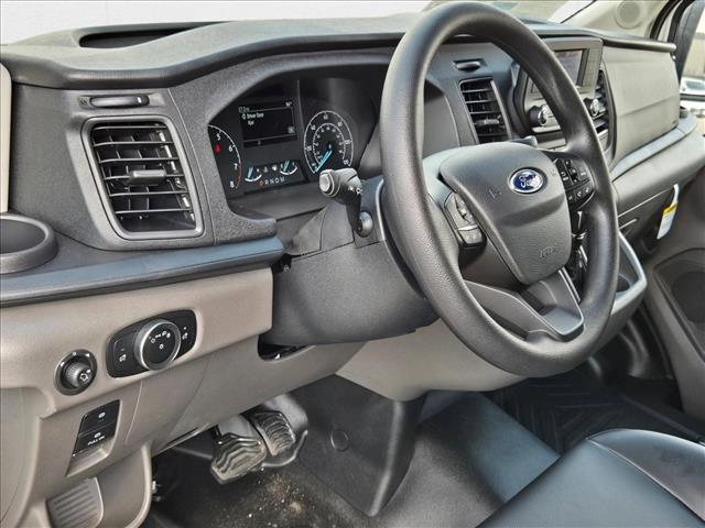 2025 Ford Transit photo 2