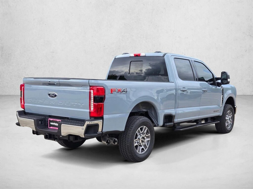 New 2026 Ford F-250 LARIAT Truck Crew Cab