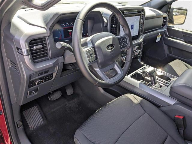 2025 Ford F-150 XLT photo 3