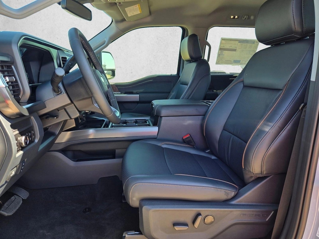 New 2026 Ford F-250 LARIAT Truck Crew Cab