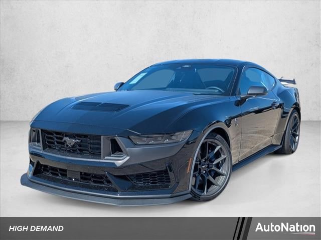 2025 Ford Mustang Dark Horse's photo
