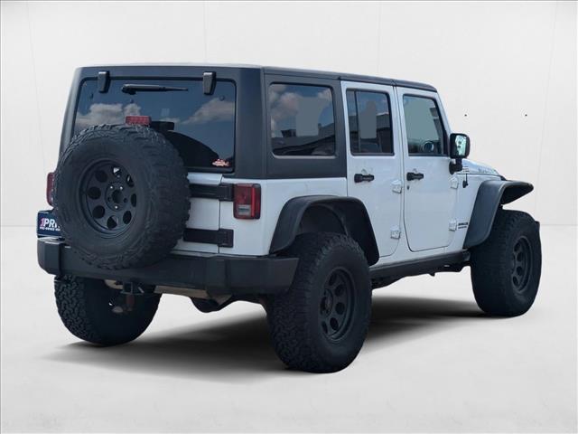 2015 Jeep Wrangler Unlimited Rubicon photo 4