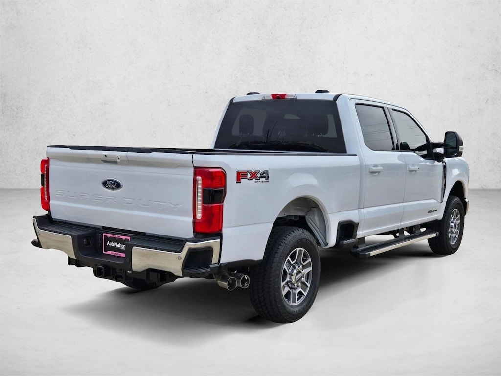 New 2026 Ford F-250 LARIAT Truck Crew Cab