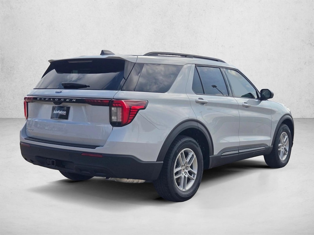 New 2026 Ford Explorer Active w/200A Pkg SUV