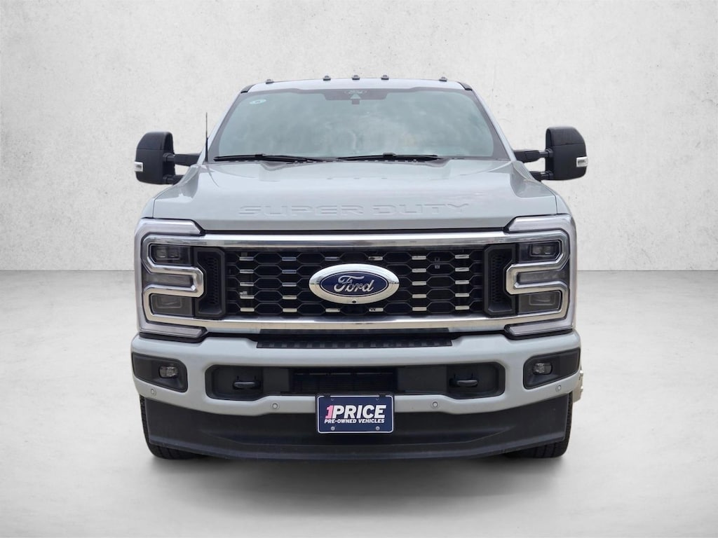 Certified 2025 Ford F-350 Platinum Truck Crew Cab