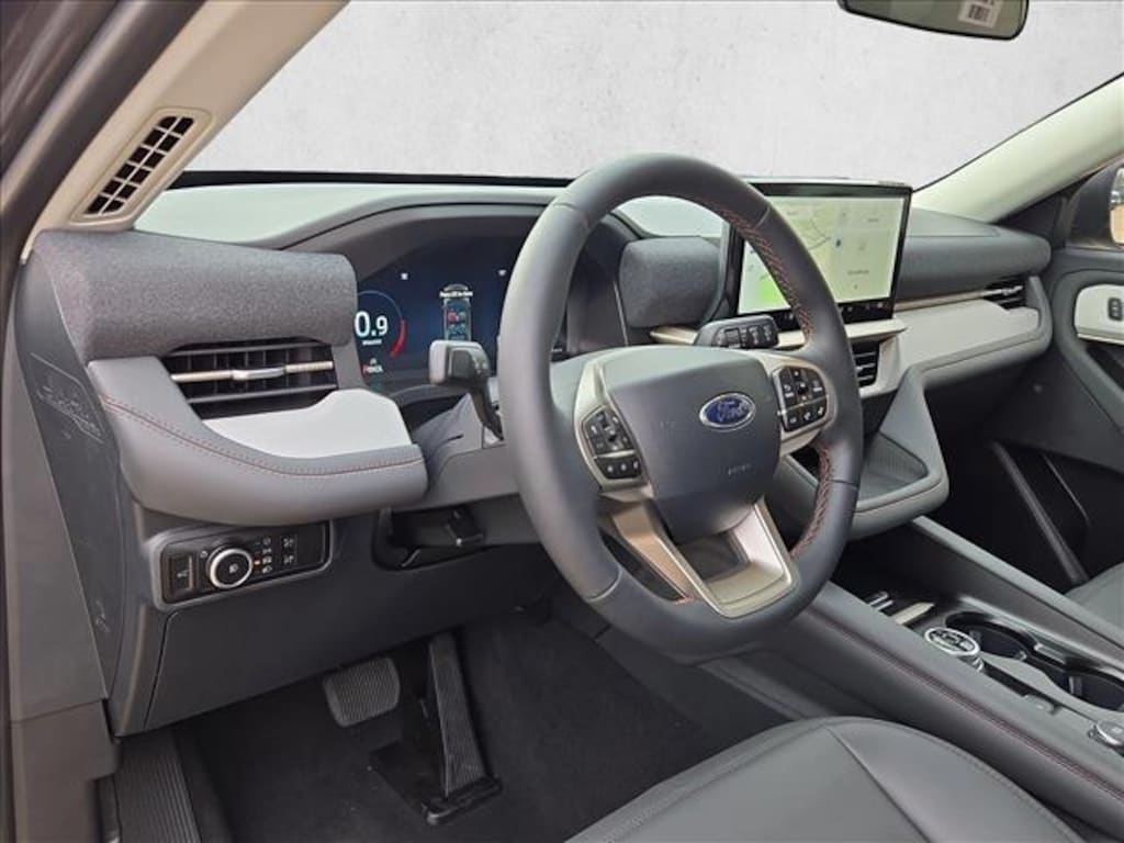 New 2025 Ford Explorer Active SUV