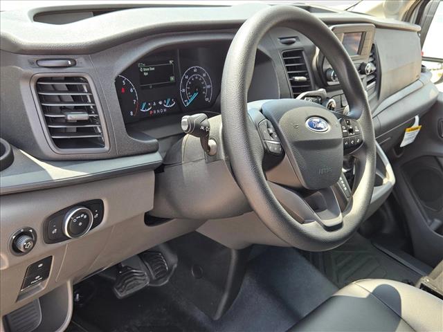 2025 Ford Transit photo 2