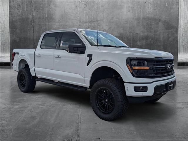 2025 Ford F-150 XLT photo 3
