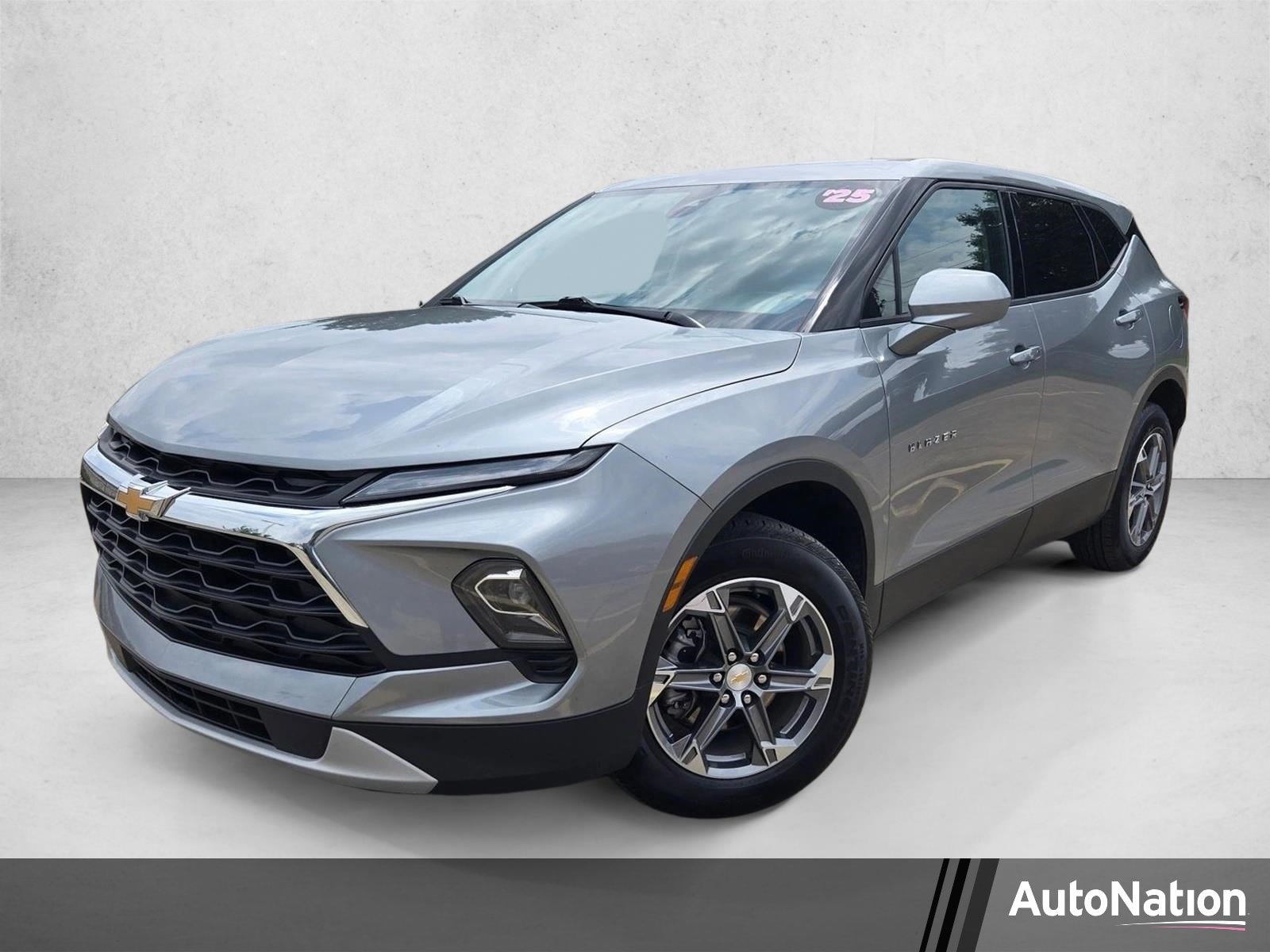 2025 Chevrolet Blazer 2.0T 2LT FWD's photo