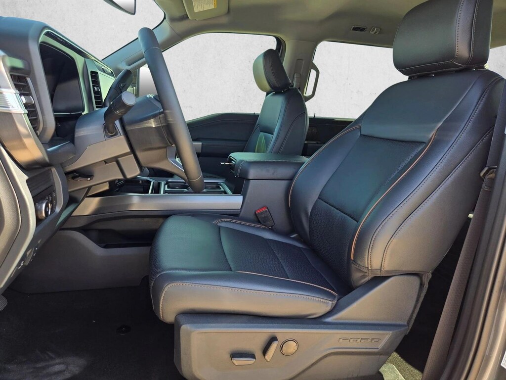 New 2026 Ford F-250 LARIAT Truck Crew Cab