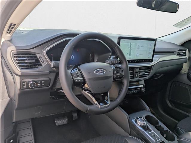2025 Ford Escape photo 3