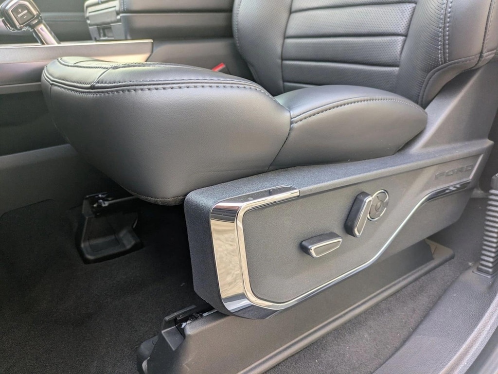 New 2025 Ford F-150 Platinum Truck SuperCrew Cab