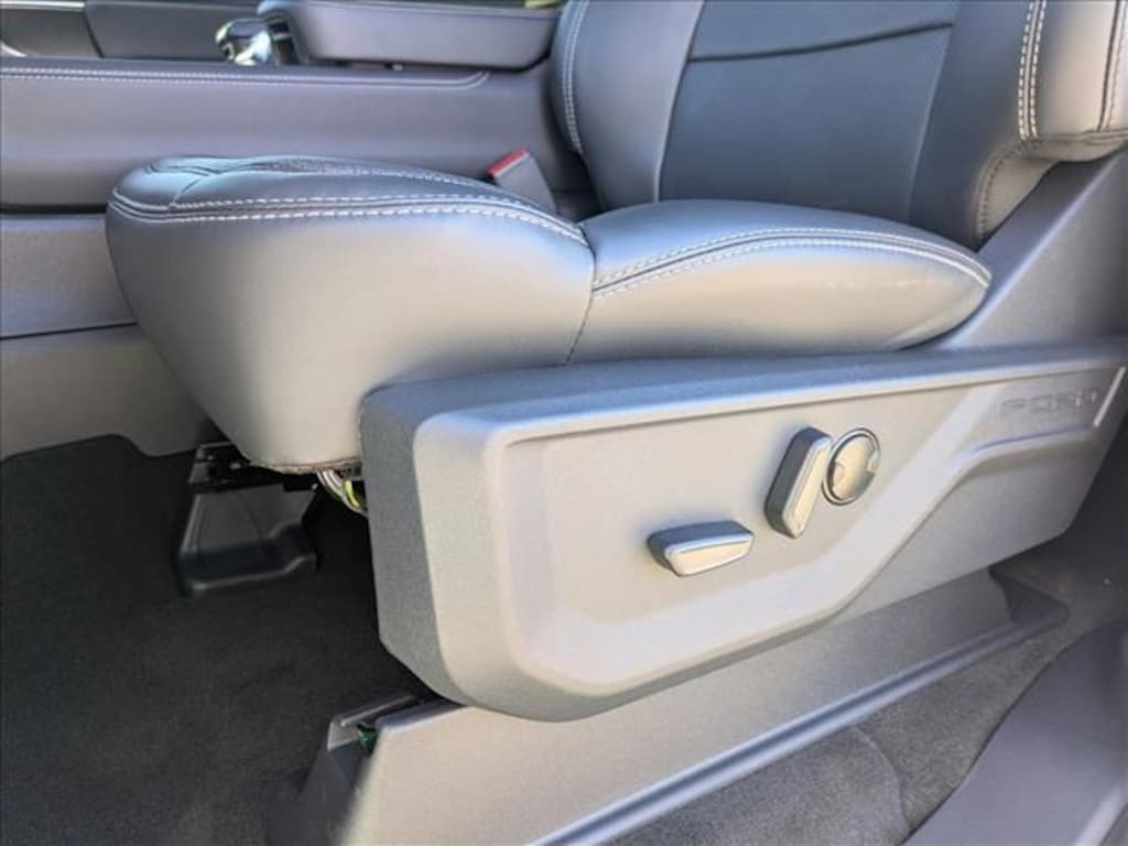 New 2025 Ford Expedition Platinum SUV