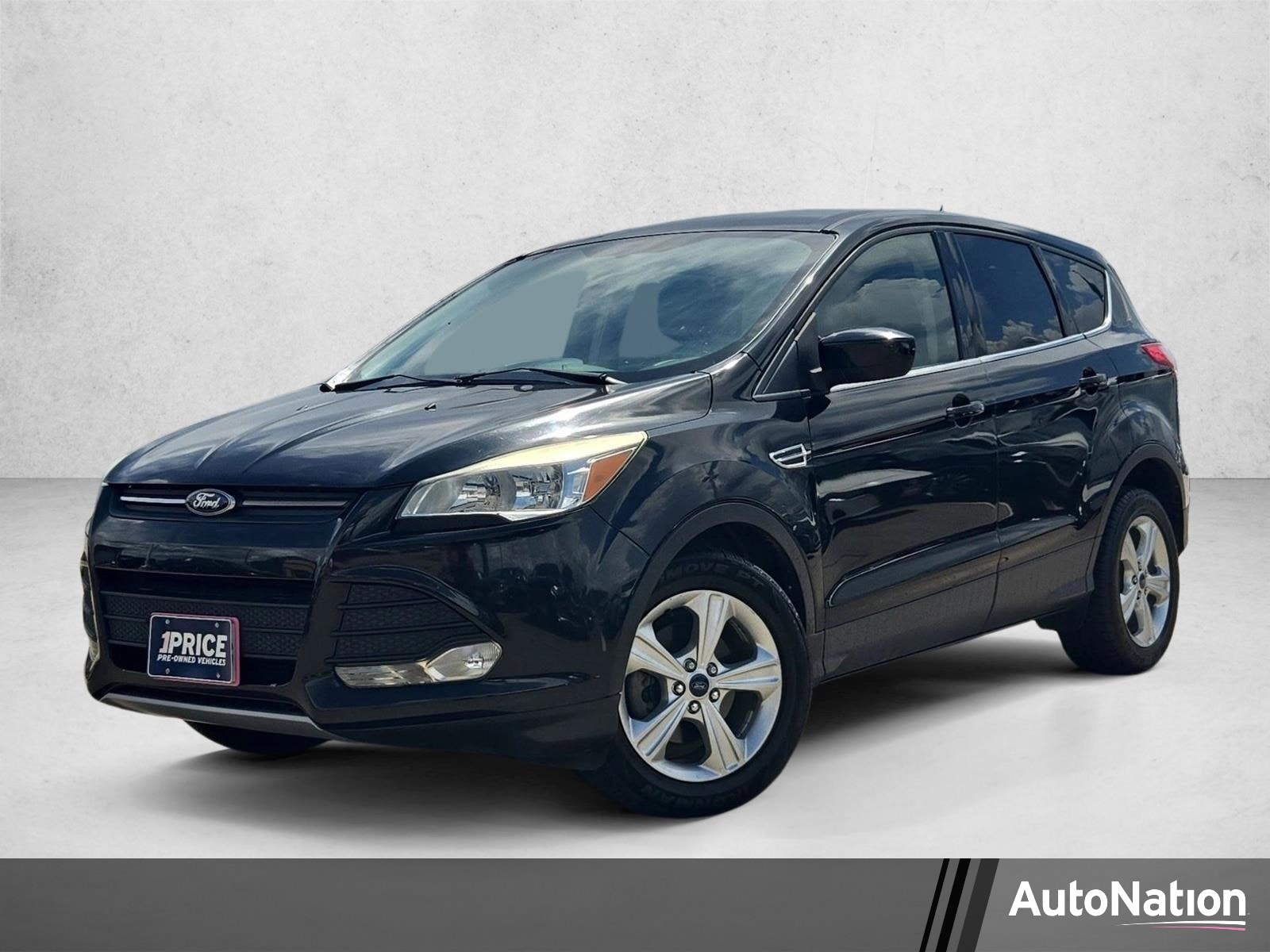 2014 Ford Escape SE's photo