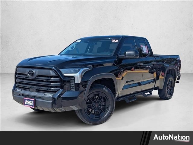 2023 Toyota Tundra SR5's photo