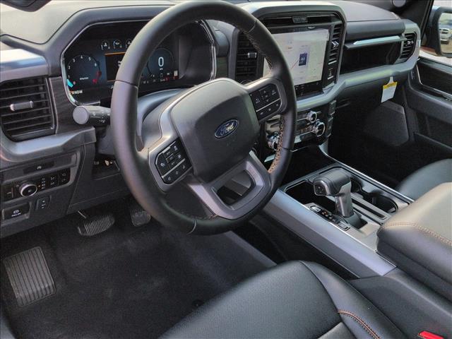 2025 Ford F-150 Lariat photo 2
