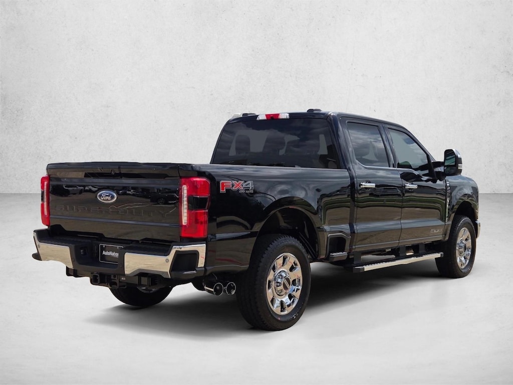 New 2026 Ford F-250 LARIAT Truck Crew Cab