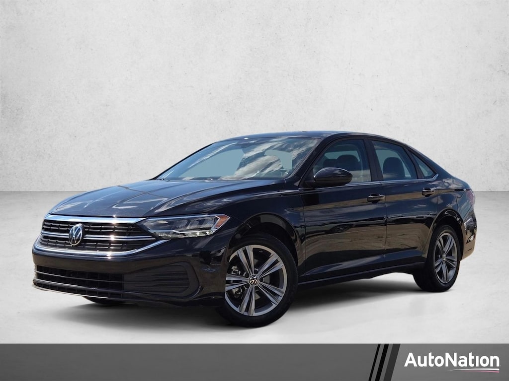 Used 2024 Volkswagen Jetta SE Sedan