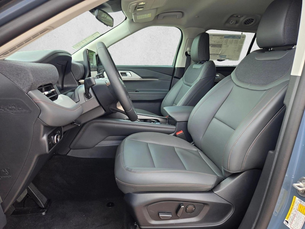New 2026 Ford Explorer Active w/200A Pkg SUV