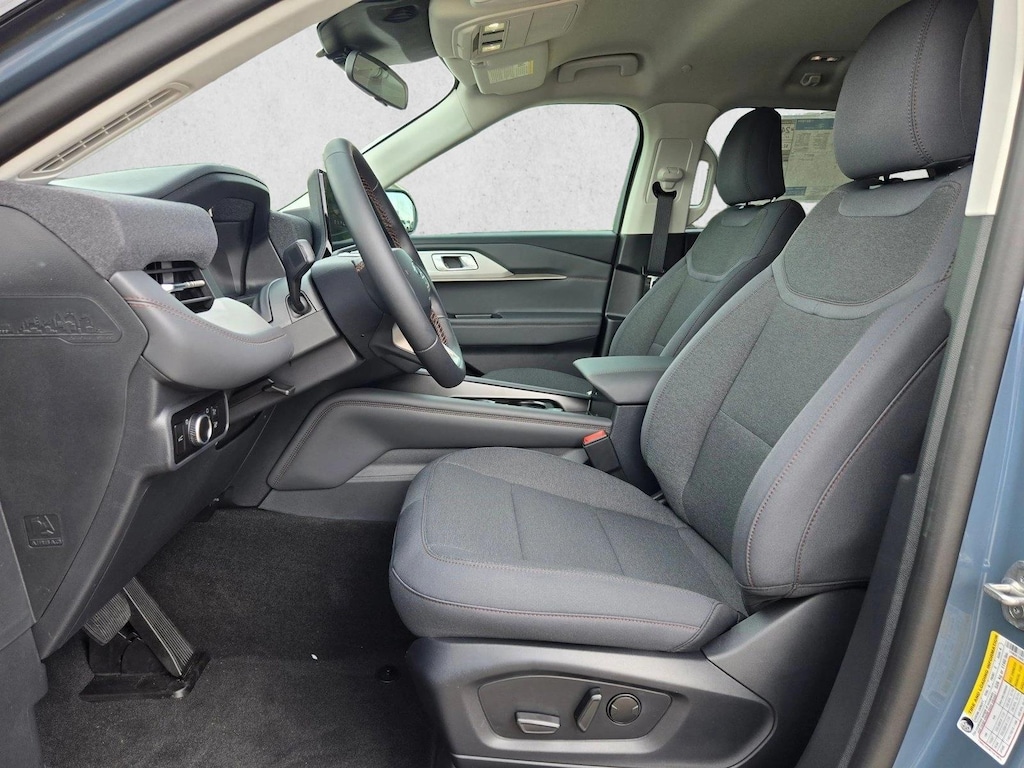 New 2026 Ford Explorer Active w/200A Pkg SUV