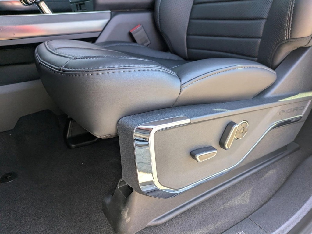 New 2025 Ford F-150 Platinum Truck SuperCrew Cab