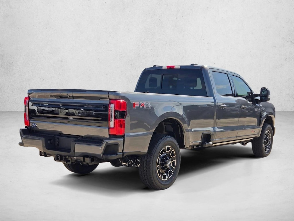 New 2026 Ford F-350 Platinum Truck Crew Cab