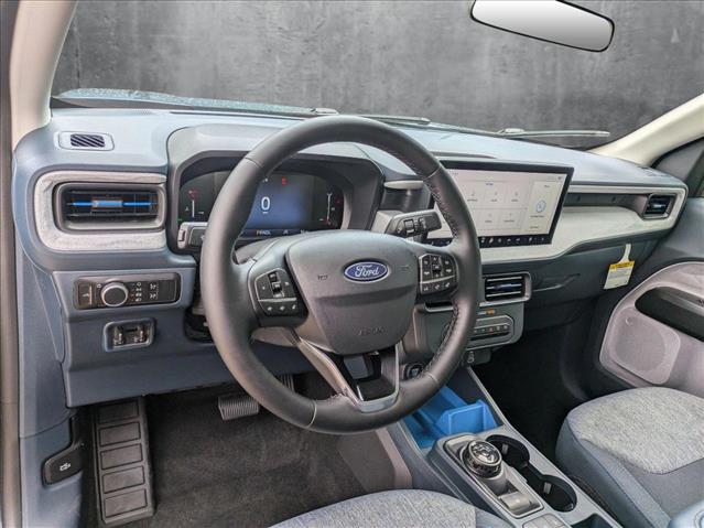 2025 Ford Maverick XLT photo 3