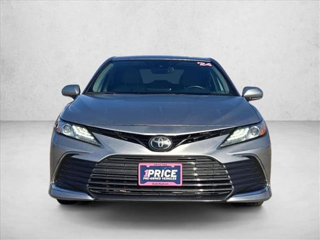 Used 2024 Toyota Camry XLE Sedan