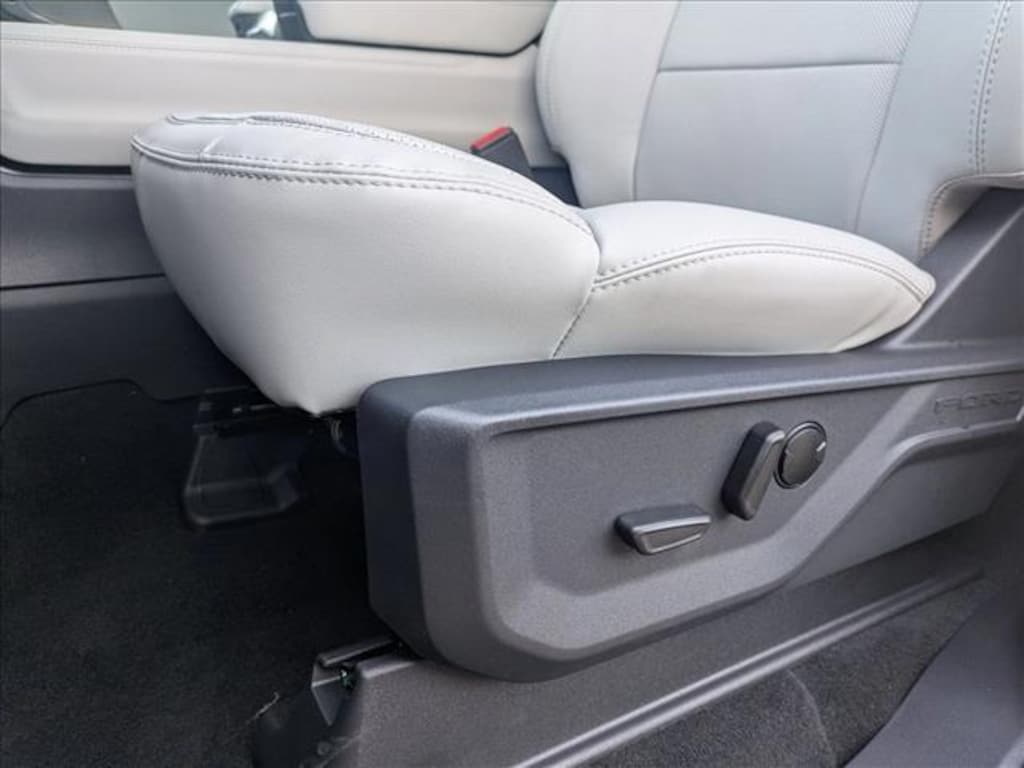 New 2025 Ford Expedition Platinum SUV