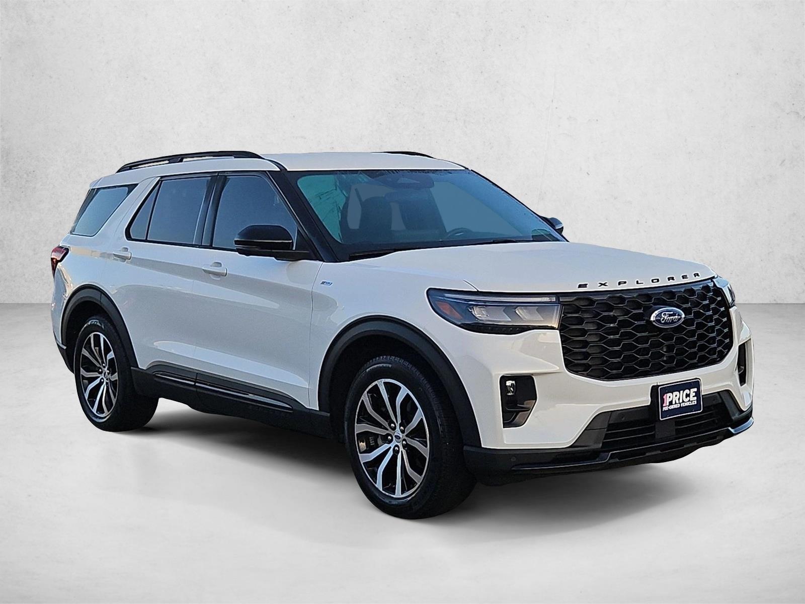 Used 2025 Ford Explorer ST-Line SUV