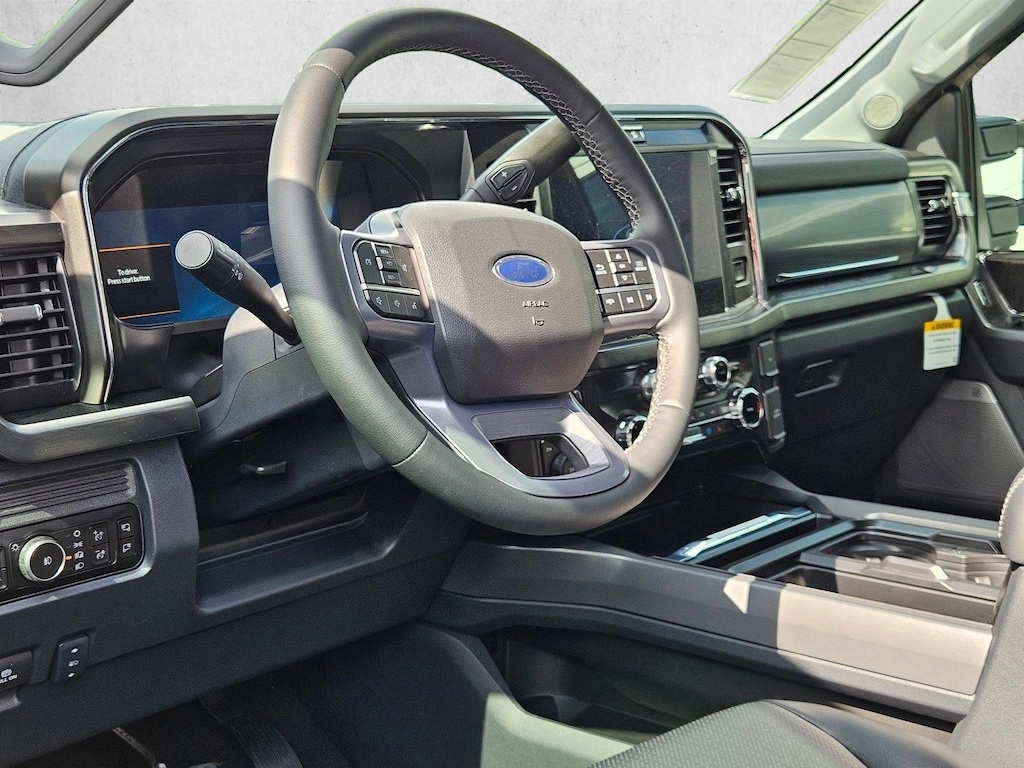 New 2026 Ford F-250 LARIAT Truck Crew Cab