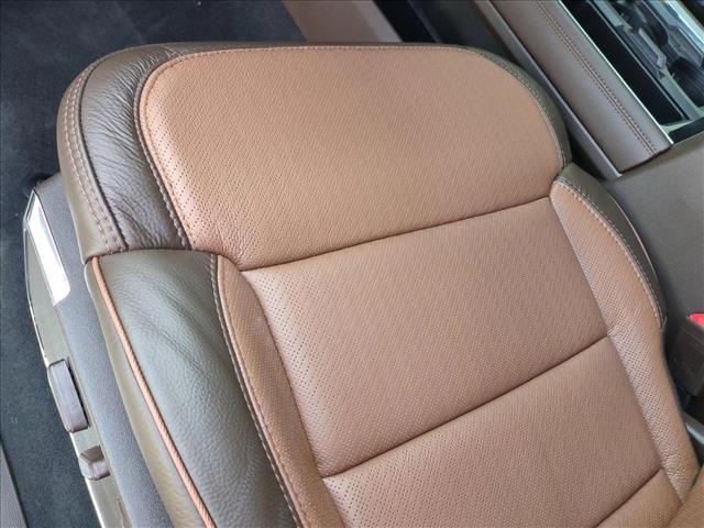 2025 Ford F-350 King Ranch photo 4