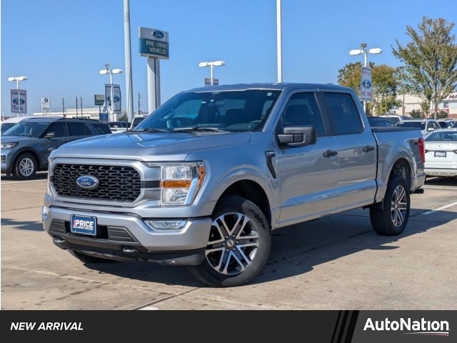 2022 Ford F-150 XL's photo