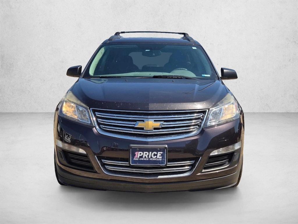 Used 2017 Chevrolet Traverse LS SUV
