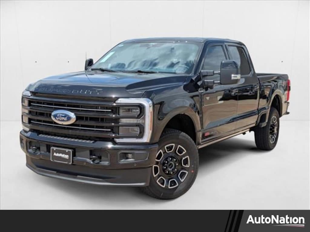 New 2025 Ford F-250 Platinum Truck Crew Cab