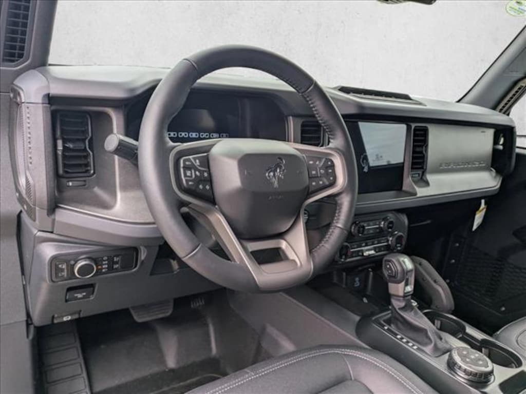 New 2025 Ford Bronco Badlands SUV