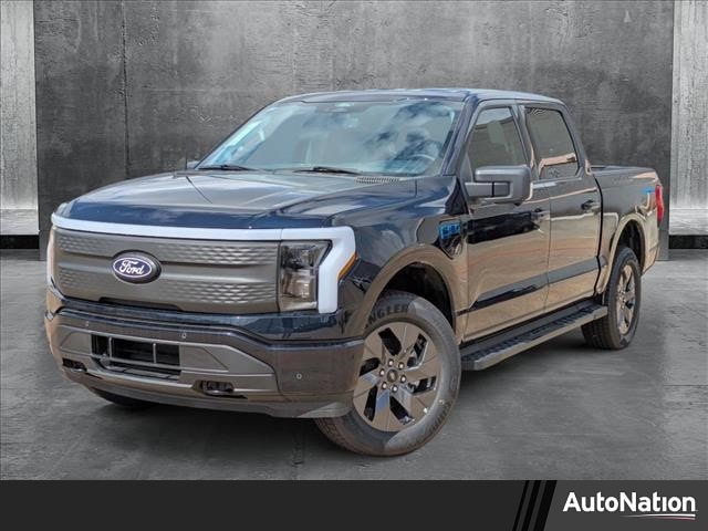 2025 Ford F-150 Lightning Flash's photo
