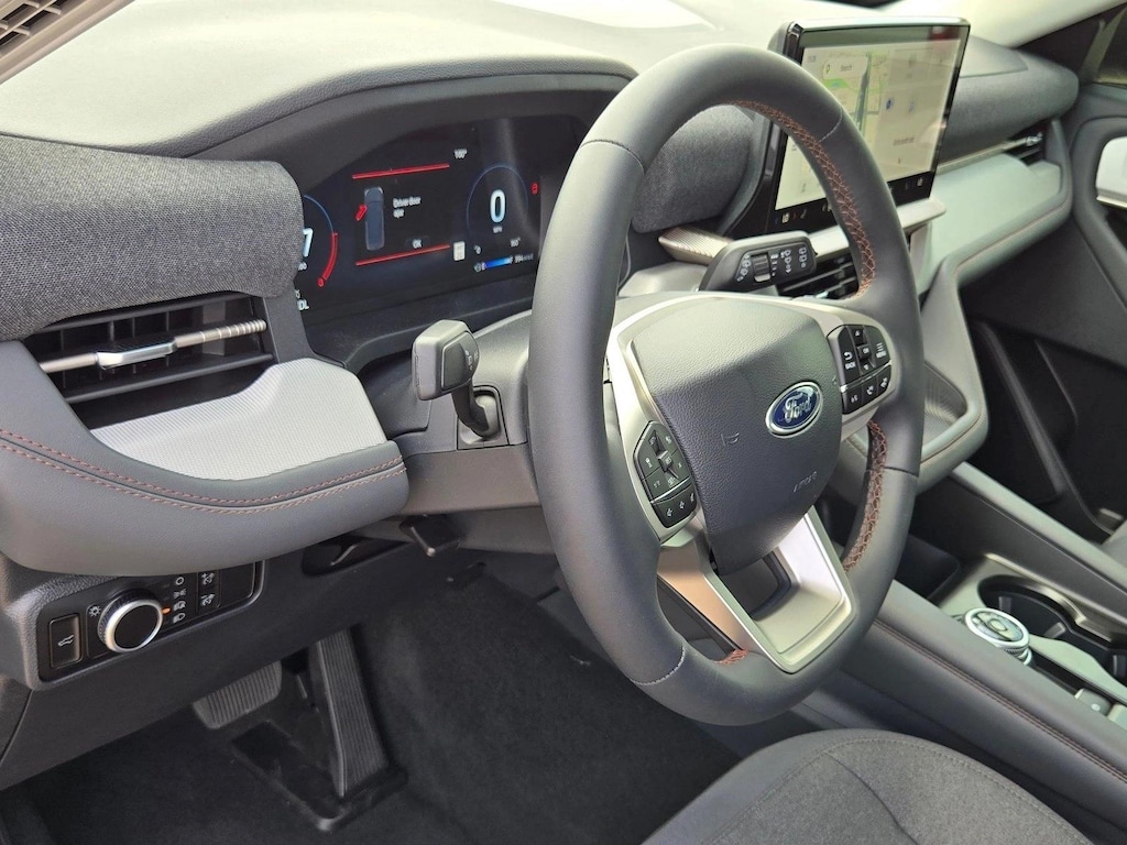 New 2026 Ford Explorer Active w/200A Pkg SUV