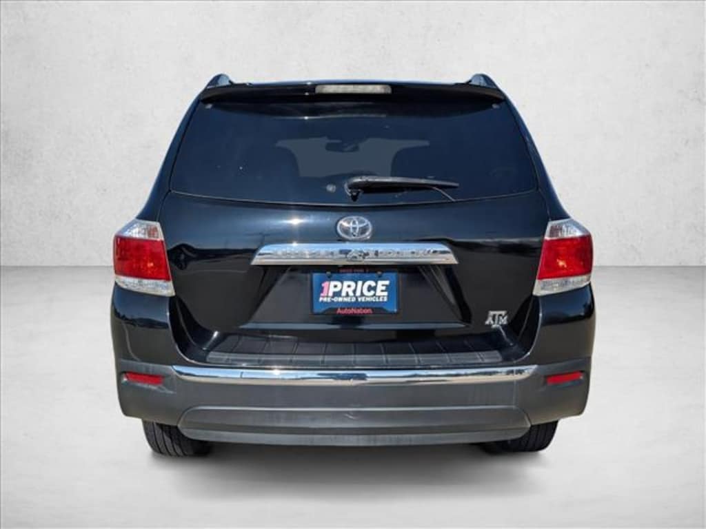 Used 2013 Toyota Highlander SE SUV