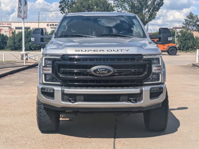 2021 Ford F-250 Lariat photo 2