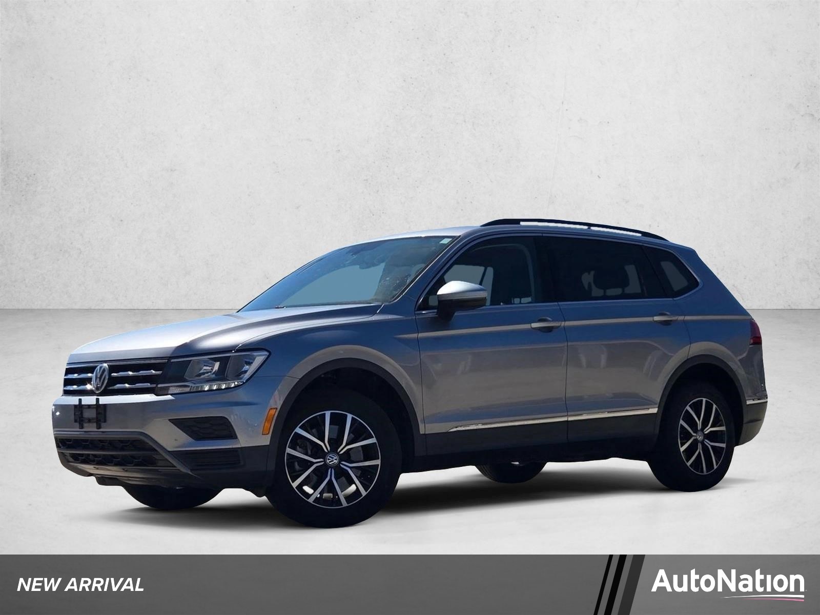 2021 Volkswagen Tiguan 2.0T SE's photo