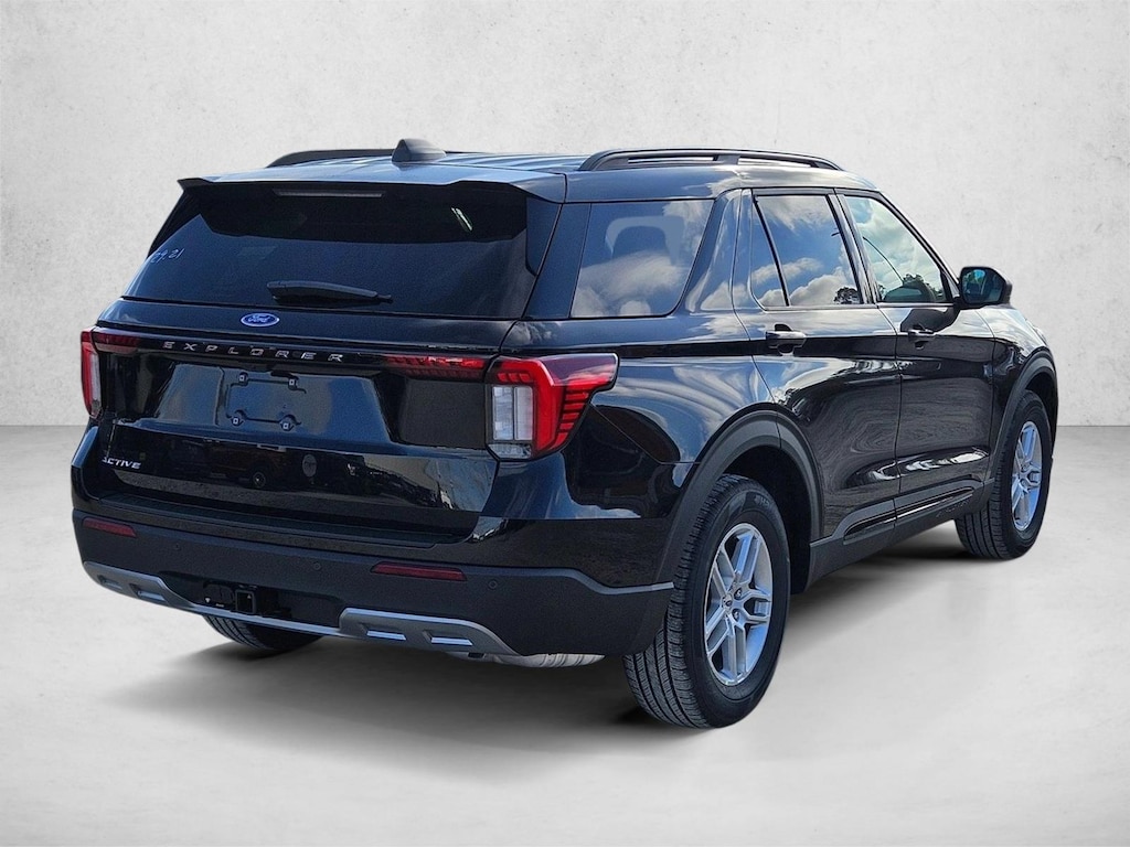 New 2026 Ford Explorer Active w/200A Pkg SUV